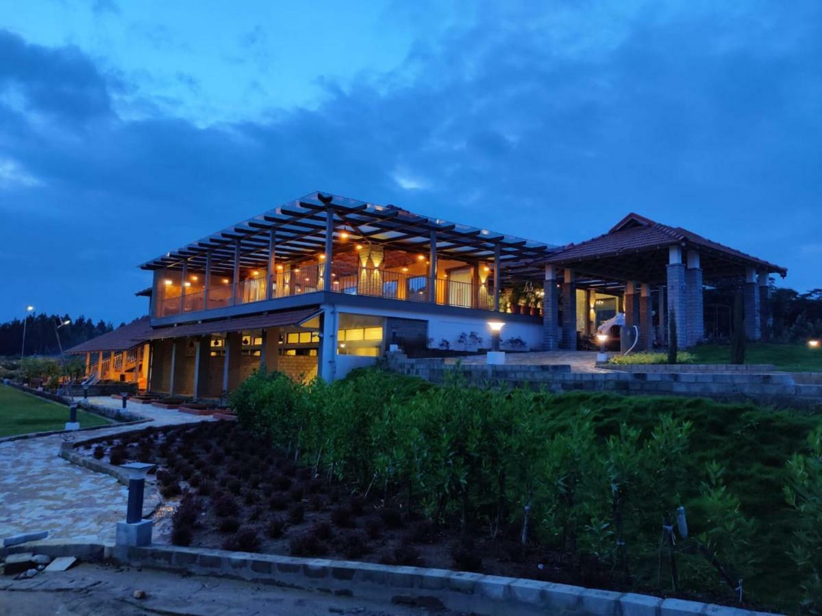 Biranji Aqua Retreat Otel Chikmagalūr Dış mekan fotoğraf