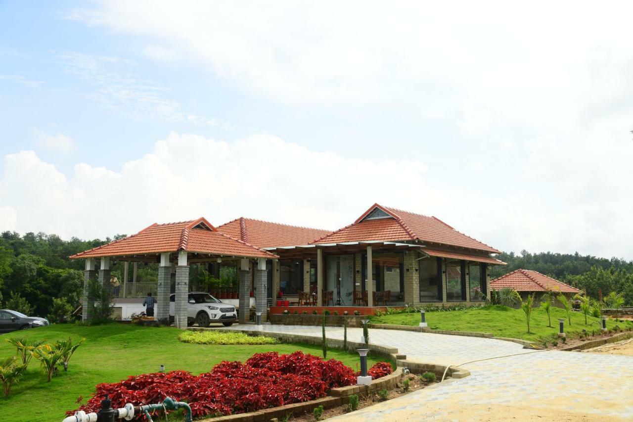 Biranji Aqua Retreat Otel Chikmagalūr Dış mekan fotoğraf